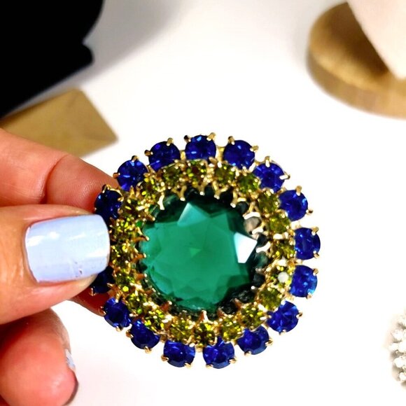 1950's Austria Brooch Rhinestone Glass Blue large Green Faced Stone Brooch - Picture 8 of 9